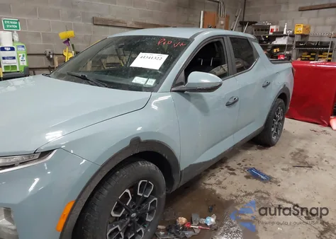 2022 Hyundai Santa Cruz Sel z USA, uszkodzony, nr VIN 5NTJBDAE5NH026962